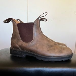 Blundstone Classic Chelsea Boots GUC